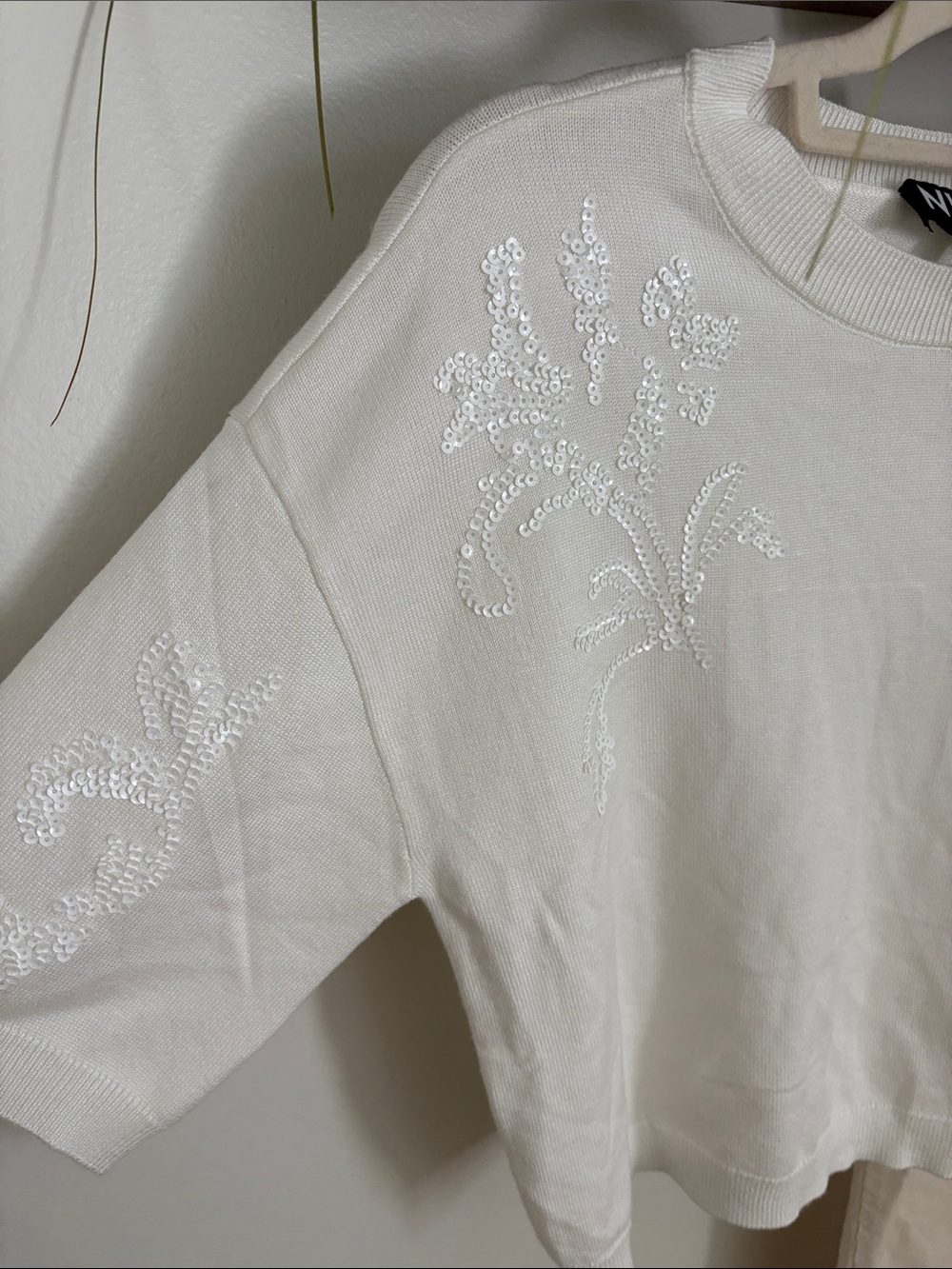 NVLT White Sequin-Embellished Short Sleeve Sweater Top